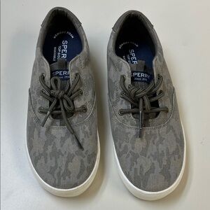 Sperry Kids' Gray Camouflage Canvas Sneakers size 4m
